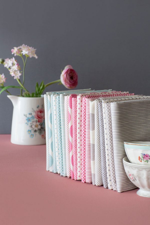 CLASSIC BASICS: Paint Dots (3 colors available)
