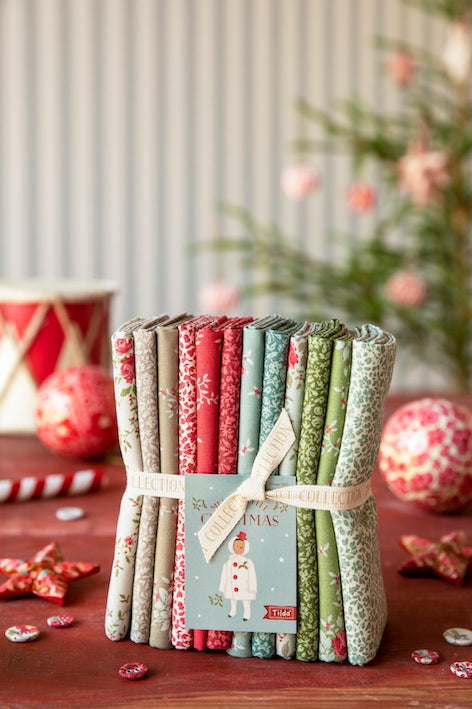 Tilda - Merry Little Christmas - バンドル - 50x55cm - 12種 - 300246 - Eve & Noel - Fat Quarter