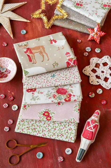 Tilda - Merry Little Christmas - バンドル - 50x55cm - 5種 - 300245 - クリーム - Fat Quarter