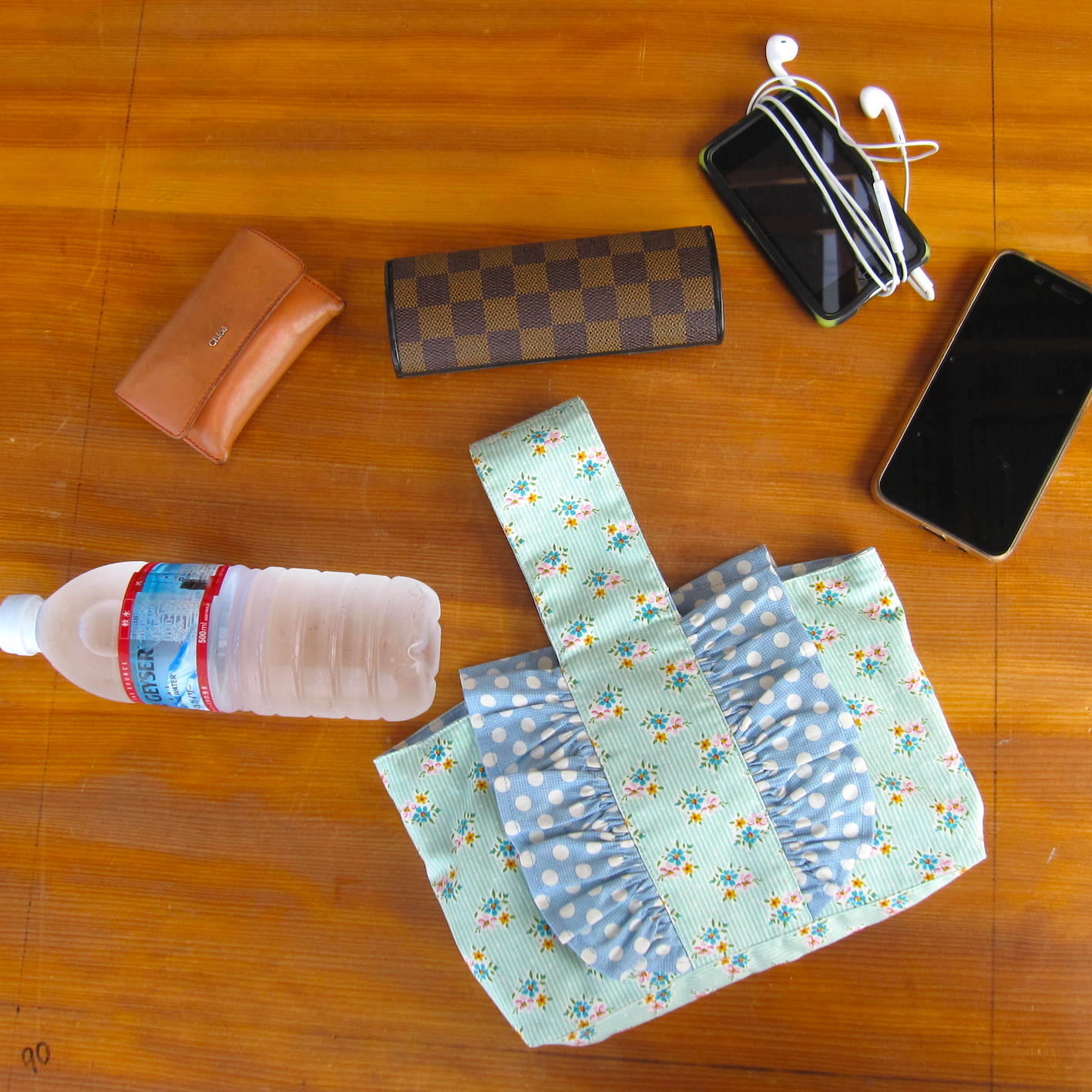 N° 11 : Sac de quartier dans un sac écologique (bleu)