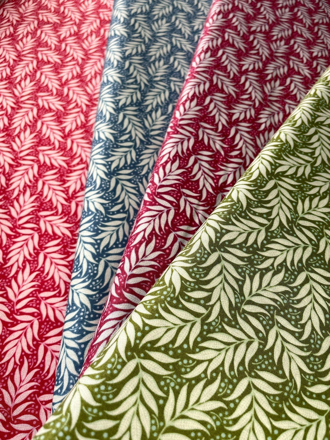 「Berry Leaf」生地紹介